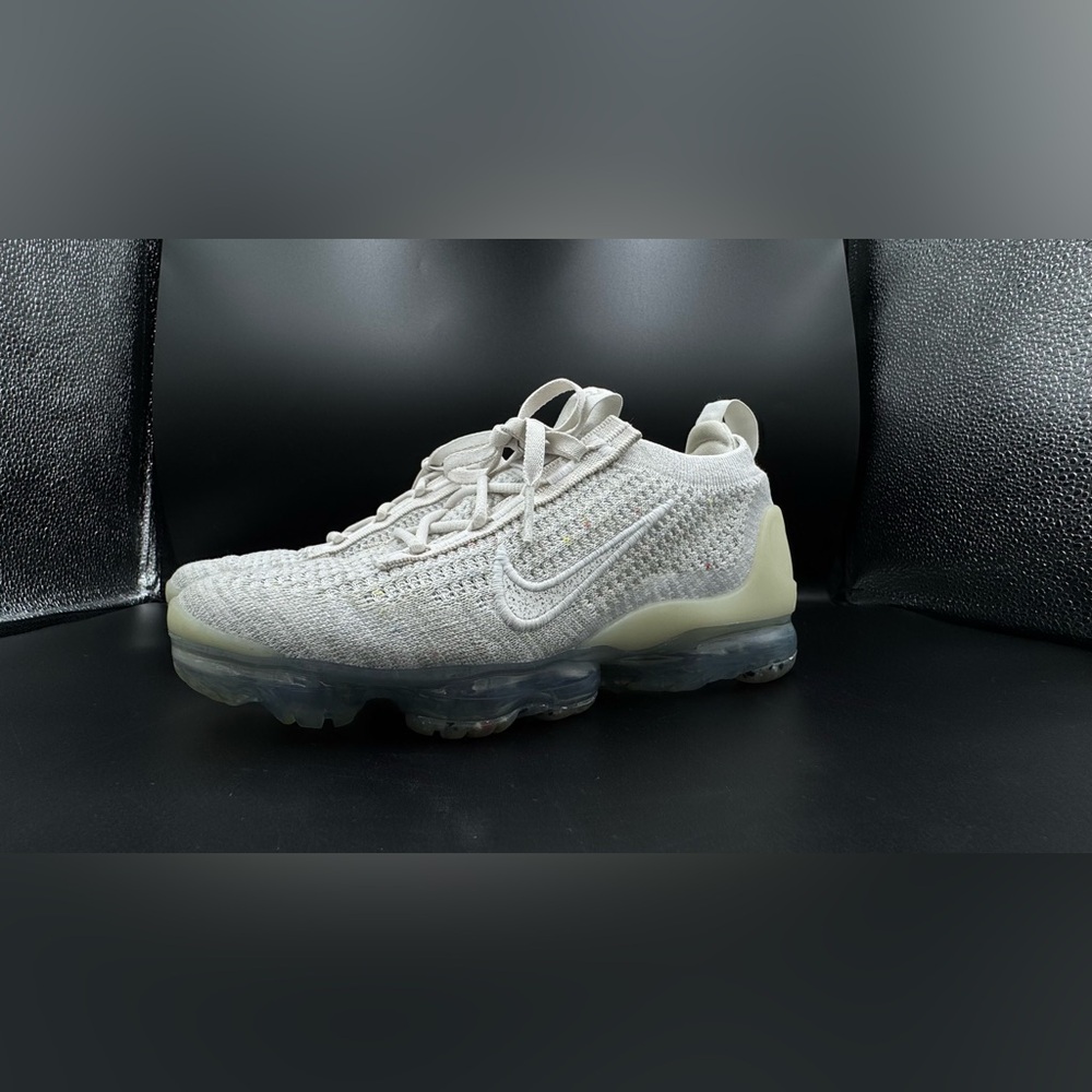 Nike Women's Air VaporMax 2021 Phantom /Summit White /Metallic Silver /Phantom